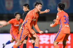 华体会官方-欧篮联今夜走向成谜，上海海港远射贴柱，引发热议，控场能力受关注-华体会官方